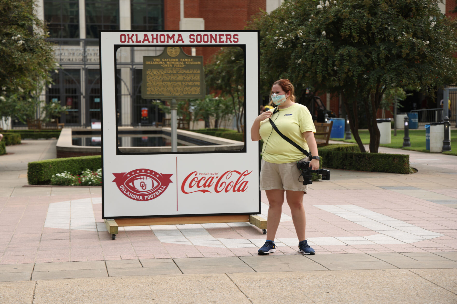 OU Picture frame